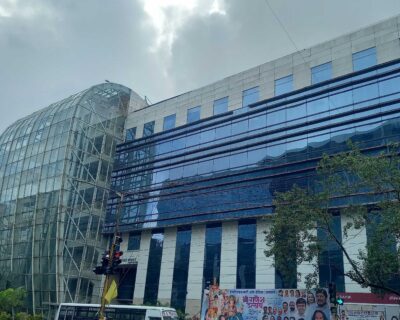 Ackruti-Centre-Point