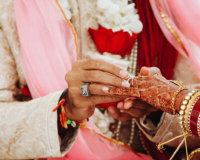 wedding-ritual-putting-ring-fing_optimized_200-1